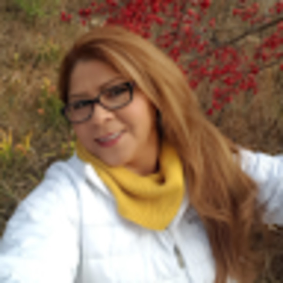 Meet your Posher, Julia - Picture 1 of 1